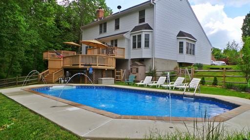 2649 Smallwood Dr - Photo 2 of 12