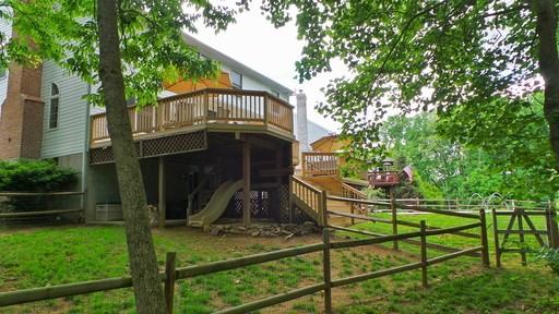 2649 Smallwood Dr - Photo 3 of 12