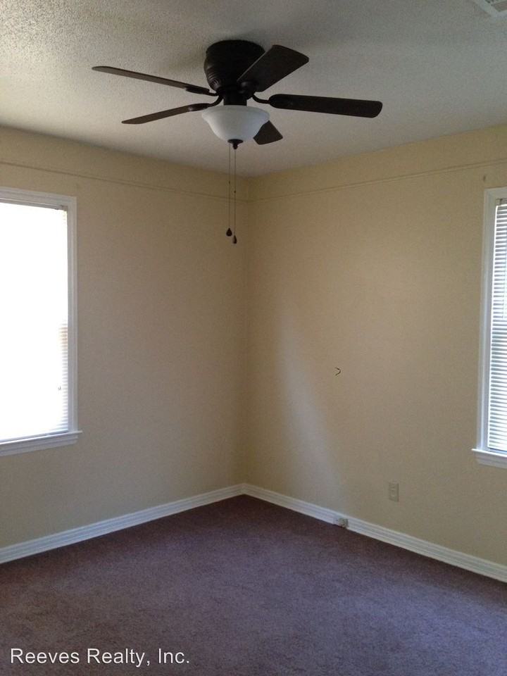 9 Elm St - Photo 3 of 11