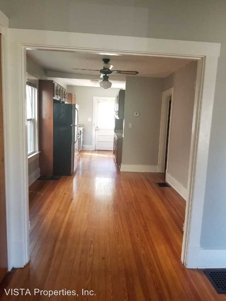 908 Delor Ave - Photo 2 of 7