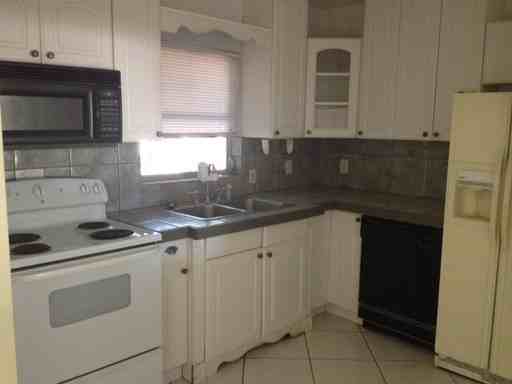 5195 37th Way S - Photo 2 of 11