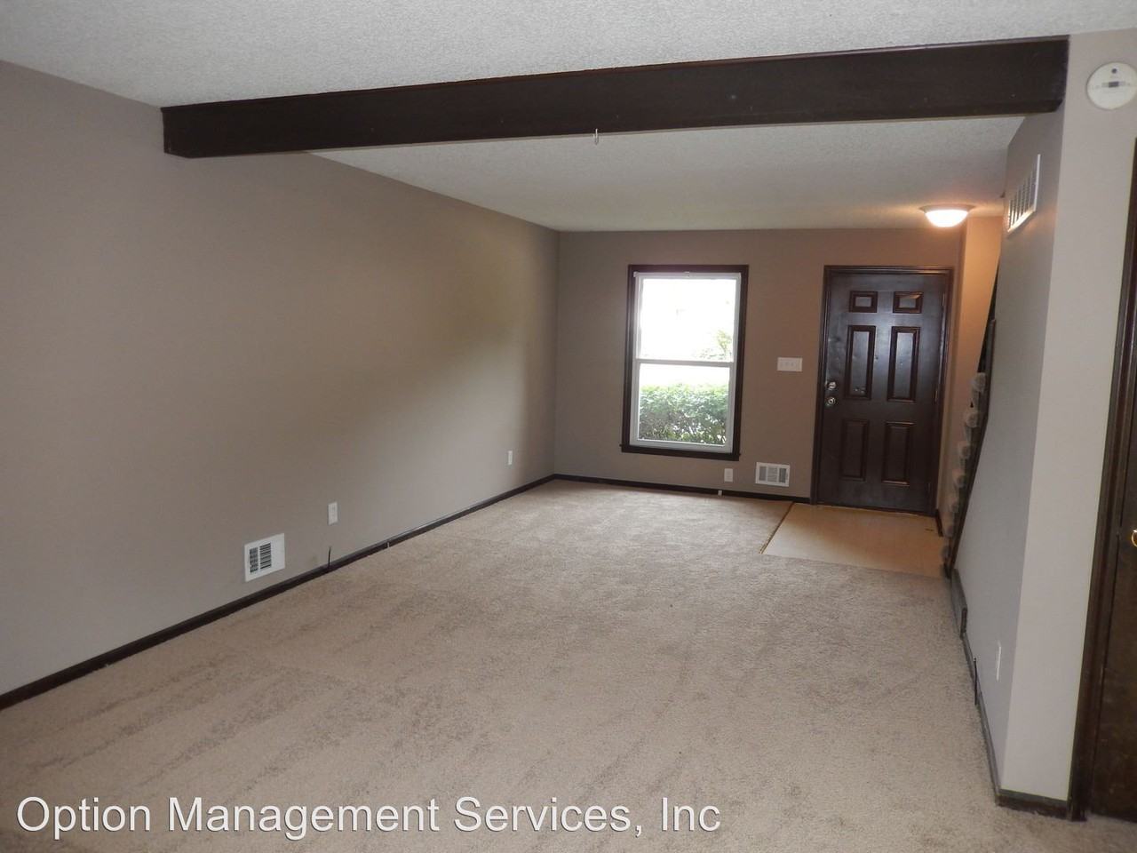 Hawthorne Court - Photo 3 of 22