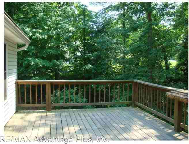 310 Catbird Ln - Photo 2 of 6