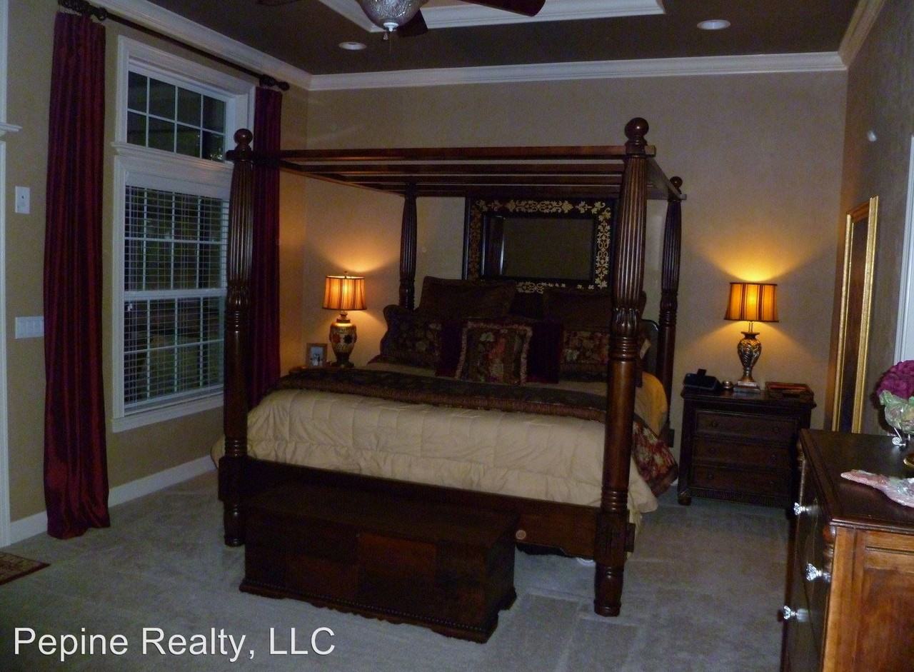 9264 SW 90th St - Photo 3 of 12