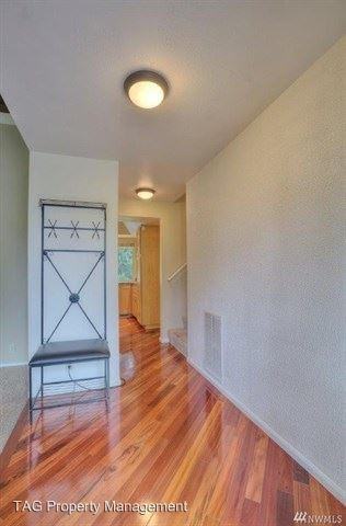 12715 SE 74th St - Photo 3 of 16