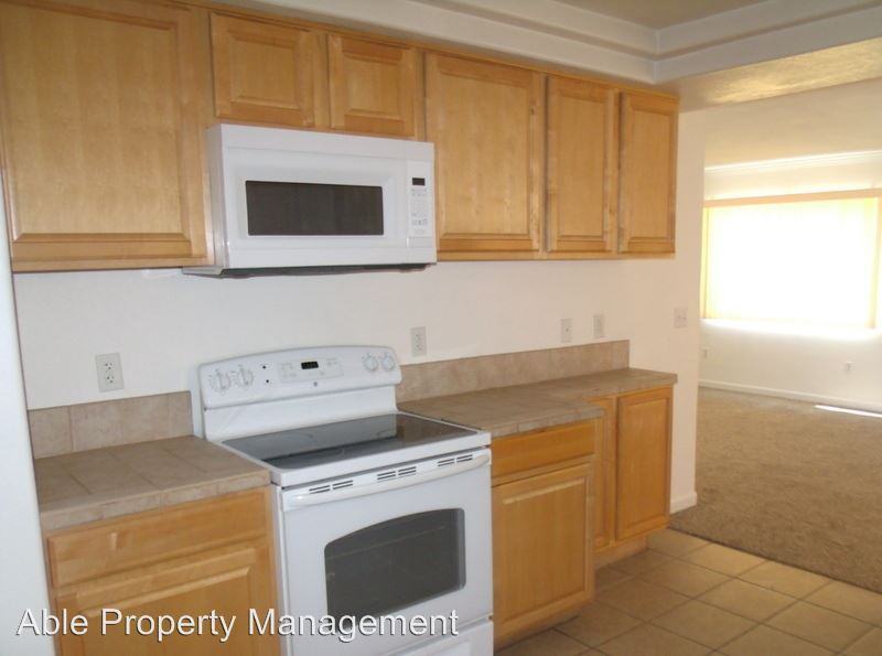 2021 Pecos Ave - Photo 3 of 8