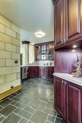 156 Green Bay Rd #H - Photo 3 of 23