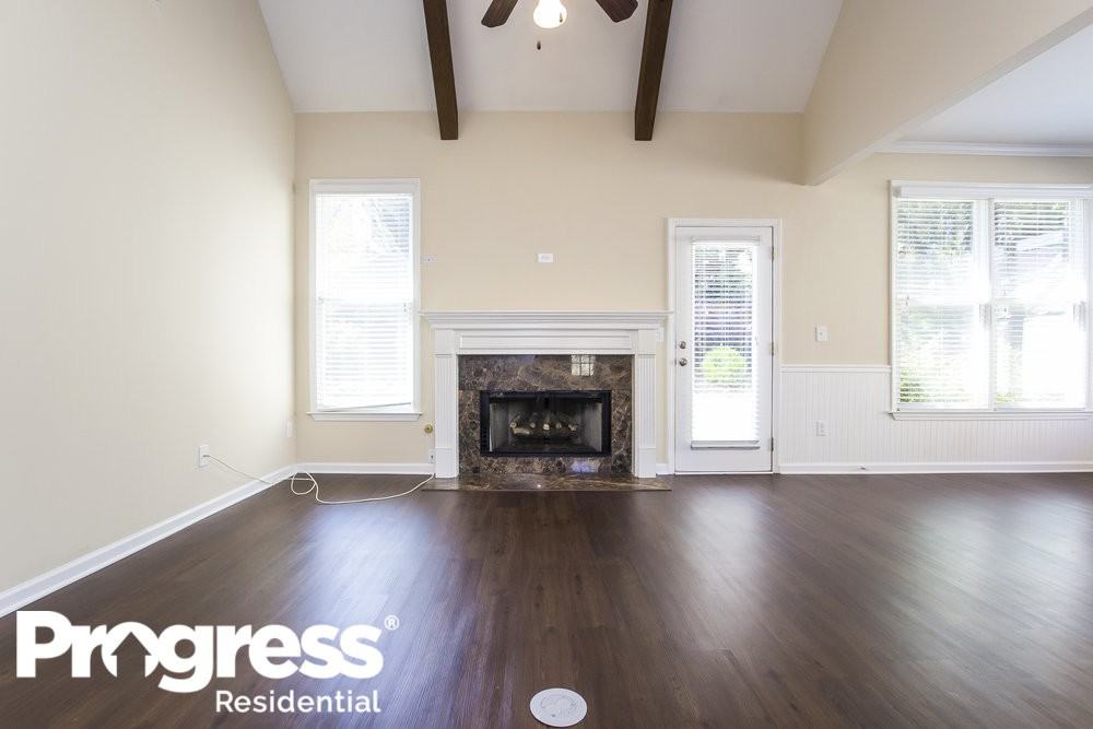 408 Eaglewood Way - Photo 2 of 19