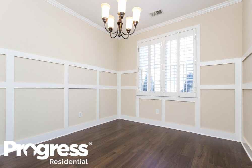 408 Eaglewood Way - Photo 3 of 19