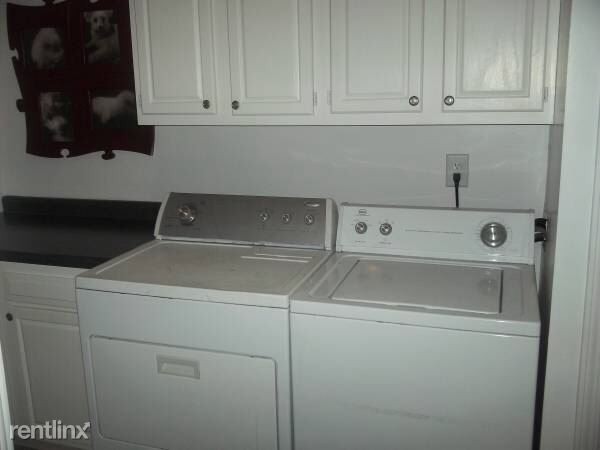 1804 Herbert St - Photo 3 of 16