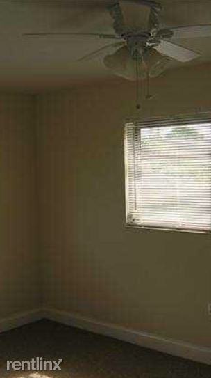 4200 Northlake Blvd - Photo 2 of 7