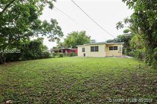 1365 NW 121st St - Photo 2 of 8