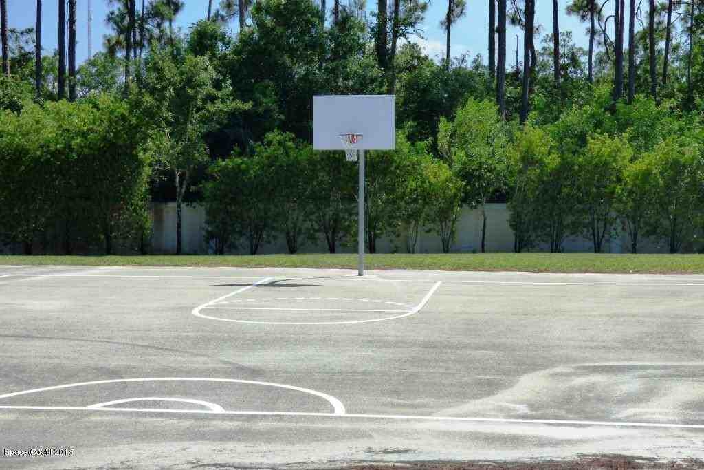 3263 Wreath St - Photo 3 of 20