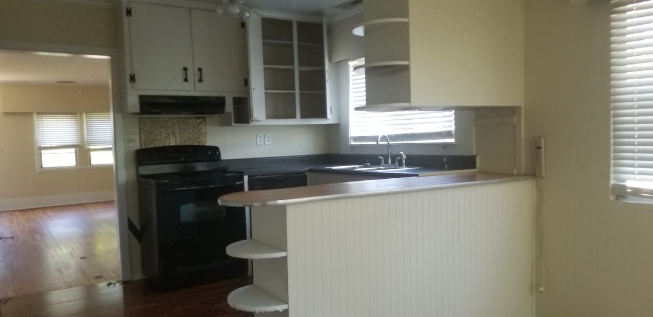 1601 S 41st St - Photo 2 of 23