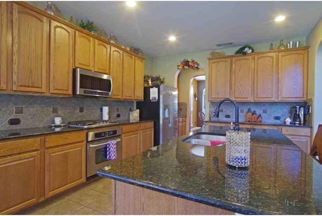 10217 Crawford Farms Dr - Photo 3 of 15