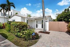 3311 Northeast 15th Court - Photo 2 of 7