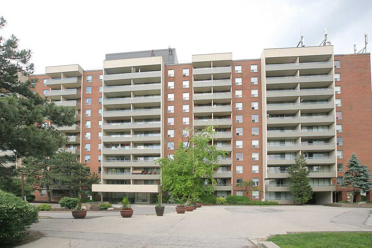 1 Four Winds Drive 607, Toronto, ON M3J 2T1 3 Bedroom Apartment for