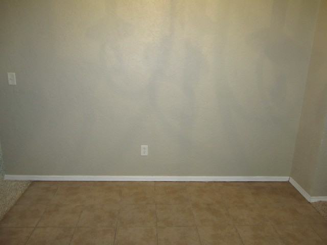 4029 North Nicklas Avenue - Photo 7 of 18