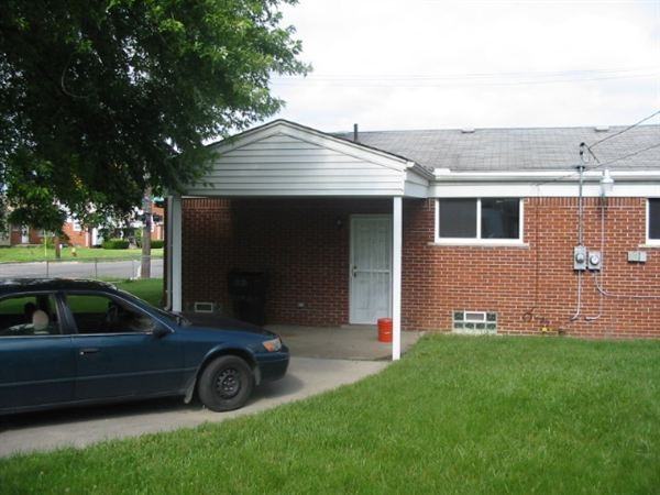 12121 Buffalo St - Photo 3 of 20
