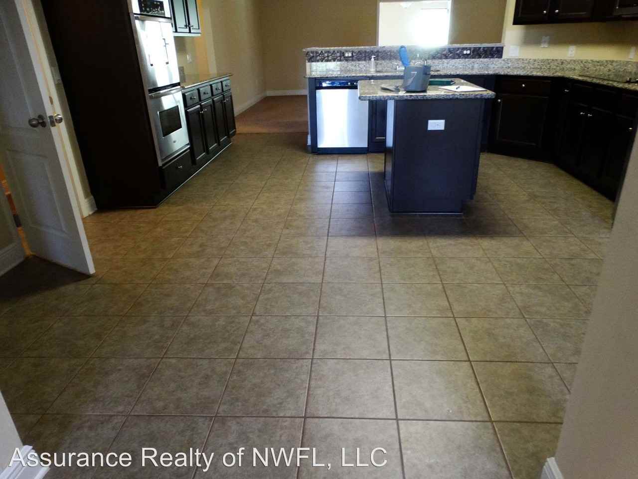 6528 Welannee Blvd - Photo 3 of 7