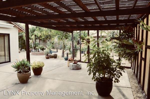 5145 La Ramada Dr - Photo 2 of 10