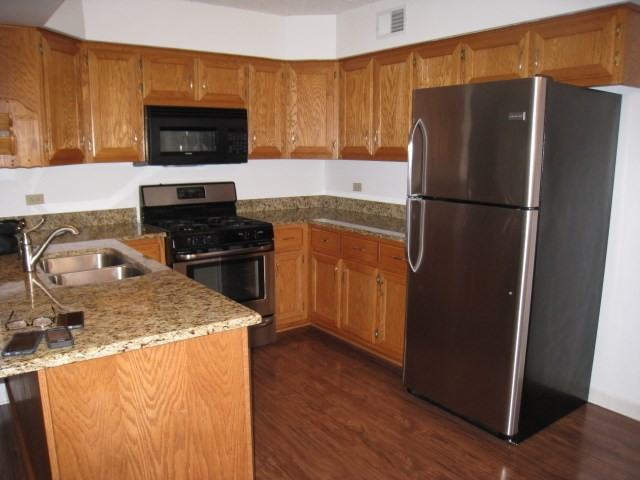 8697 W 111th St - Photo 3 of 8