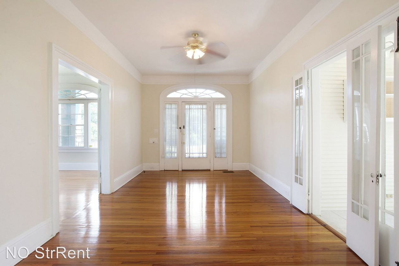 926 City Park Ave - Photo 3 of 13