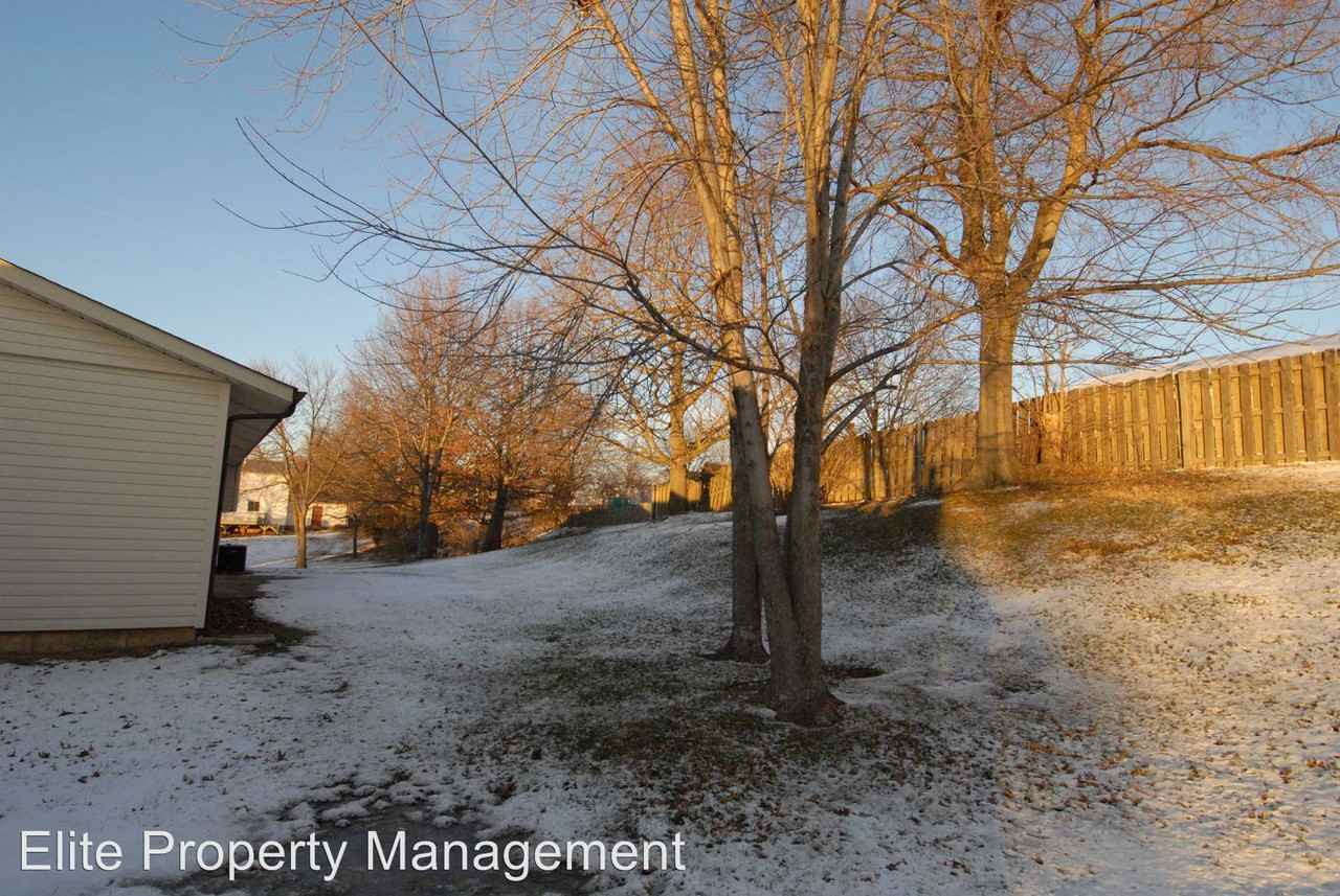18 Duffy Ct - Photo 2 of 27