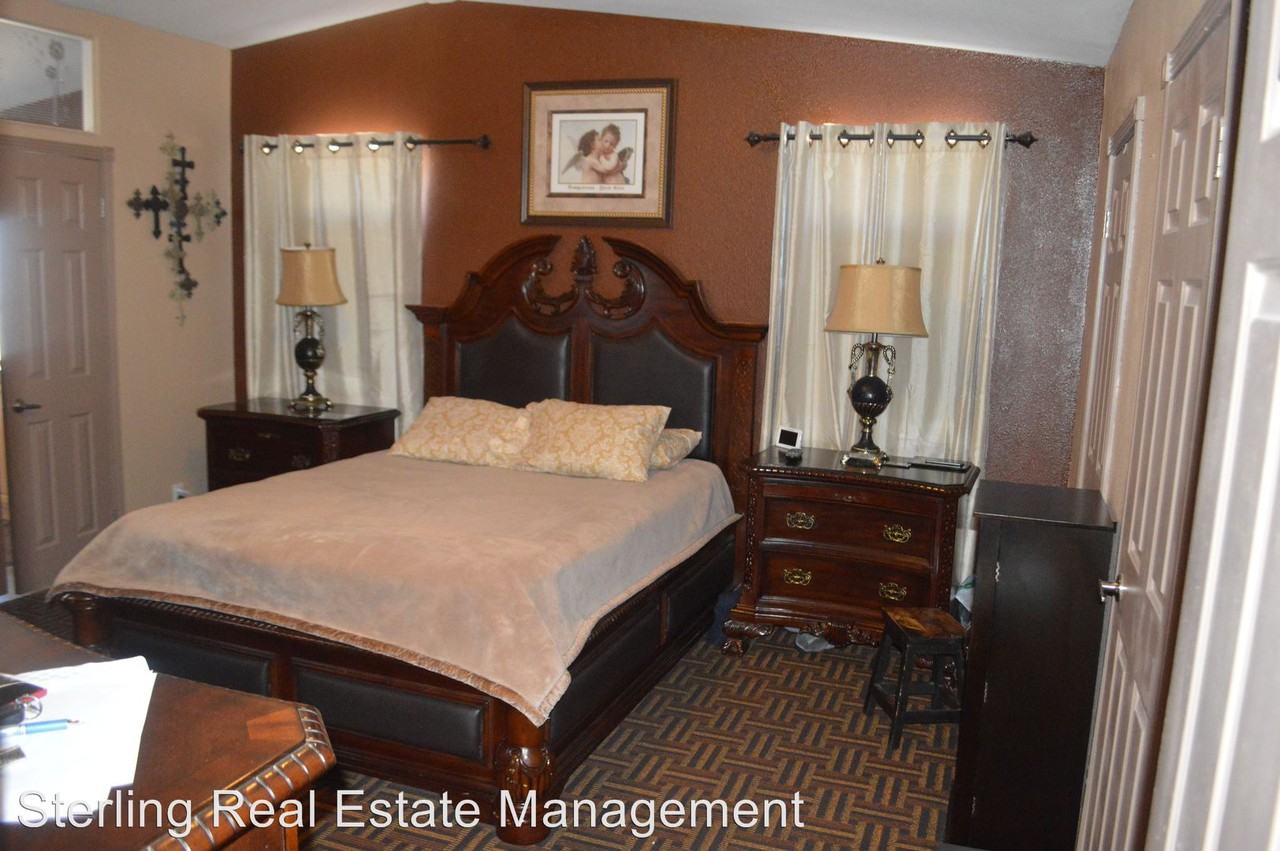 1503 S Mark Ln - Photo 3 of 5