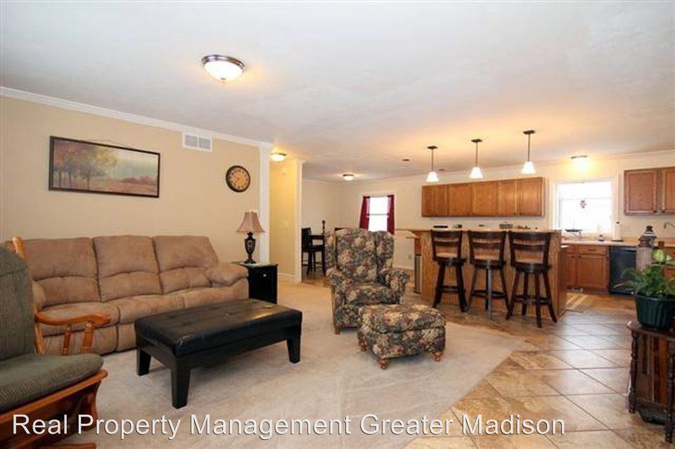 5851 Lochinvars Trail - Photo 3 of 10