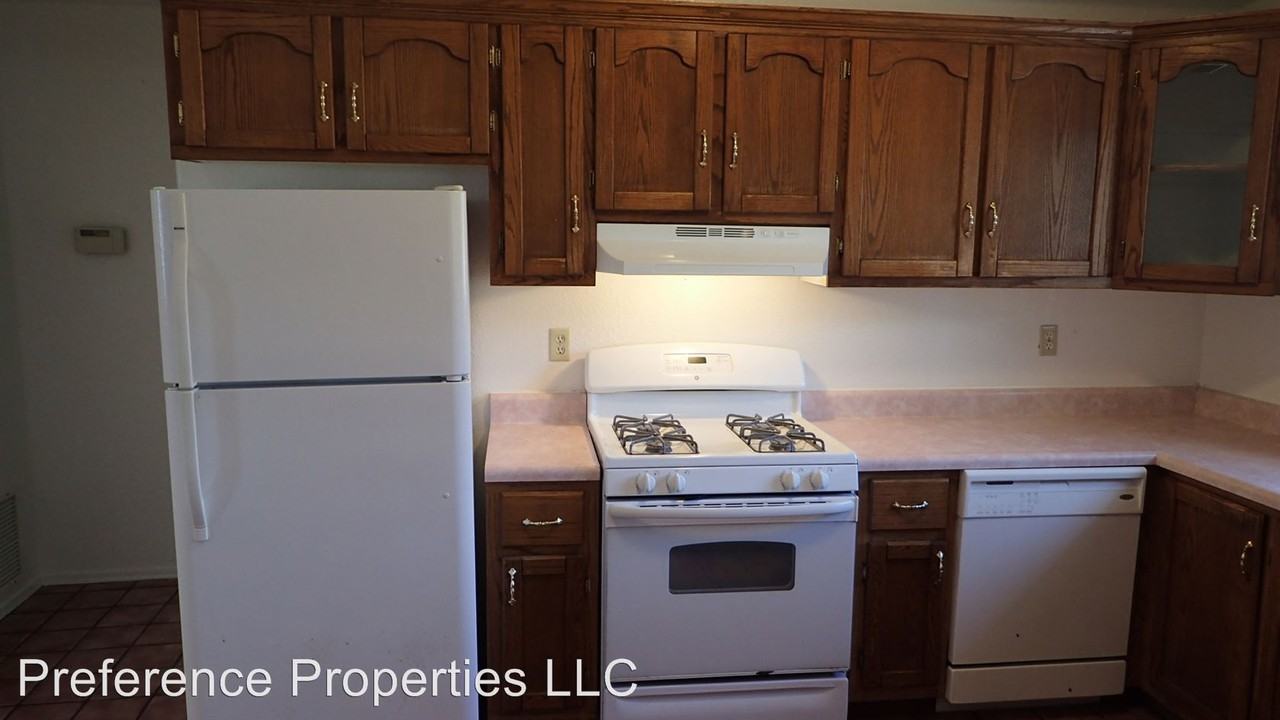 7566 S Circle S Dr - Photo 3 of 29