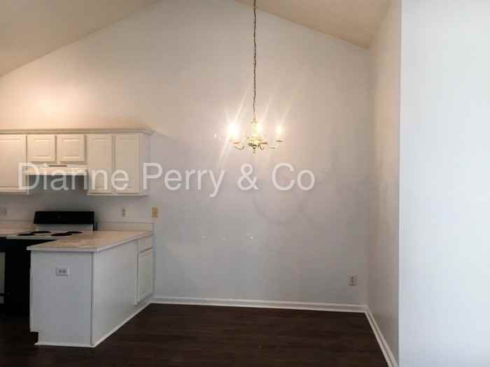 3643 Merestone Dr - Photo 3 of 8