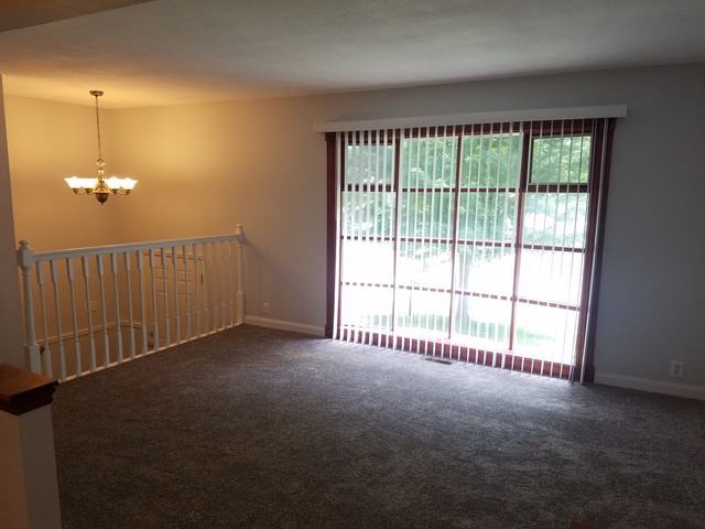 2305 Carlisle Dr - Photo 3 of 14