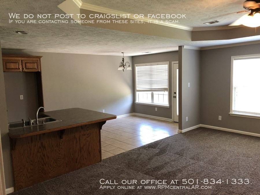 2403 Lancashire Lane - Photo 3 of 18