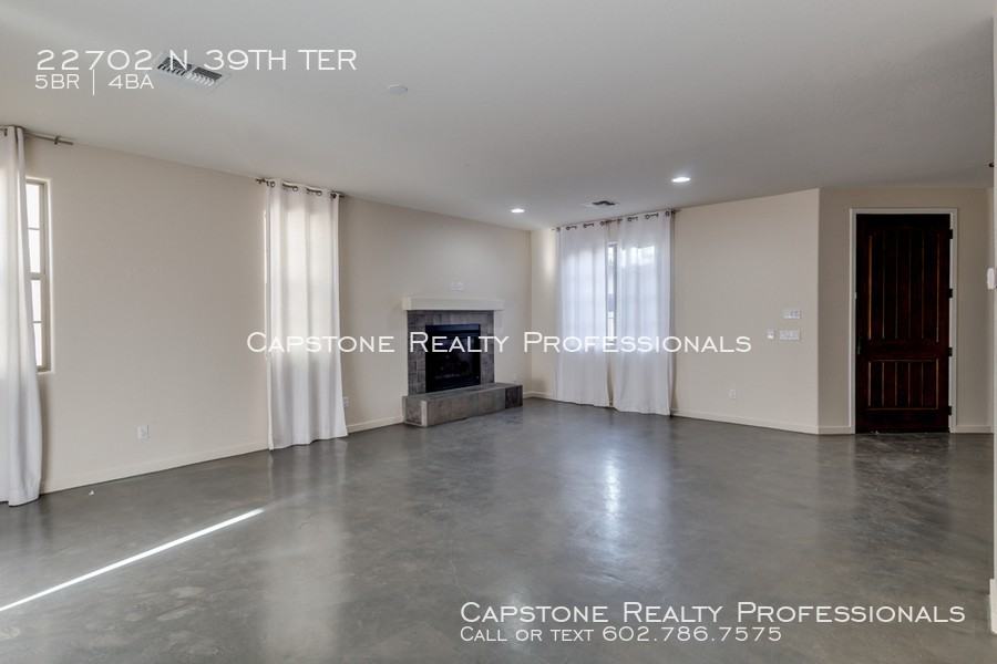 22702 N 39th Terrace - Photo 3 of 13