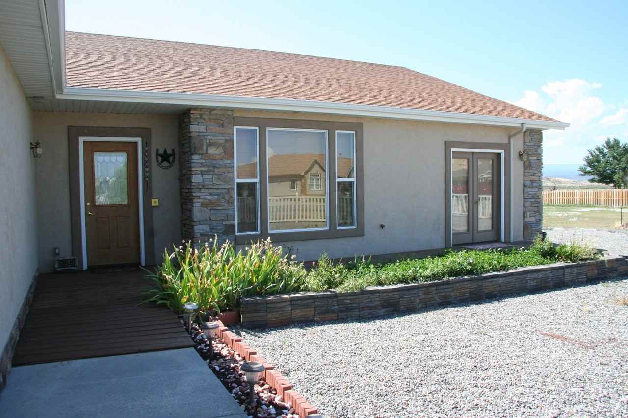 68940 Overland Dr - Photo 2 of 16