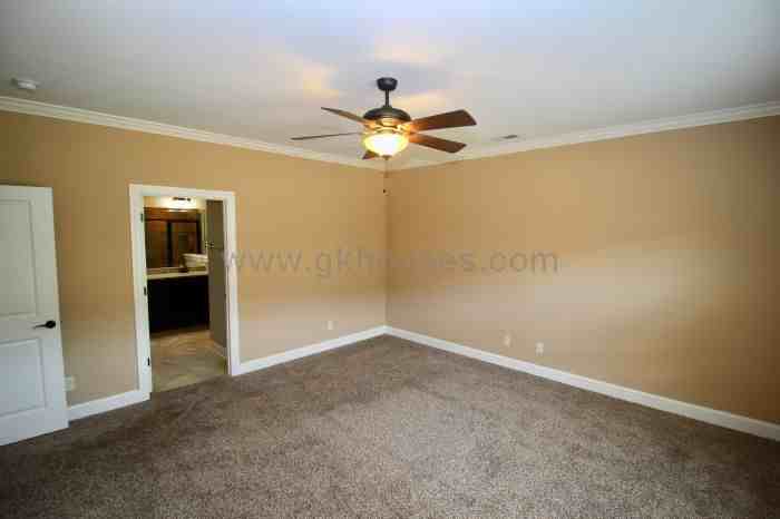 5548 Seagrove Lane - Photo 2 of 21