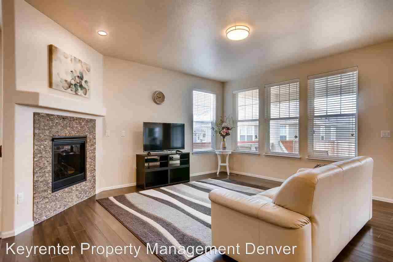 19638 W 60th Ln - Photo 2 of 22