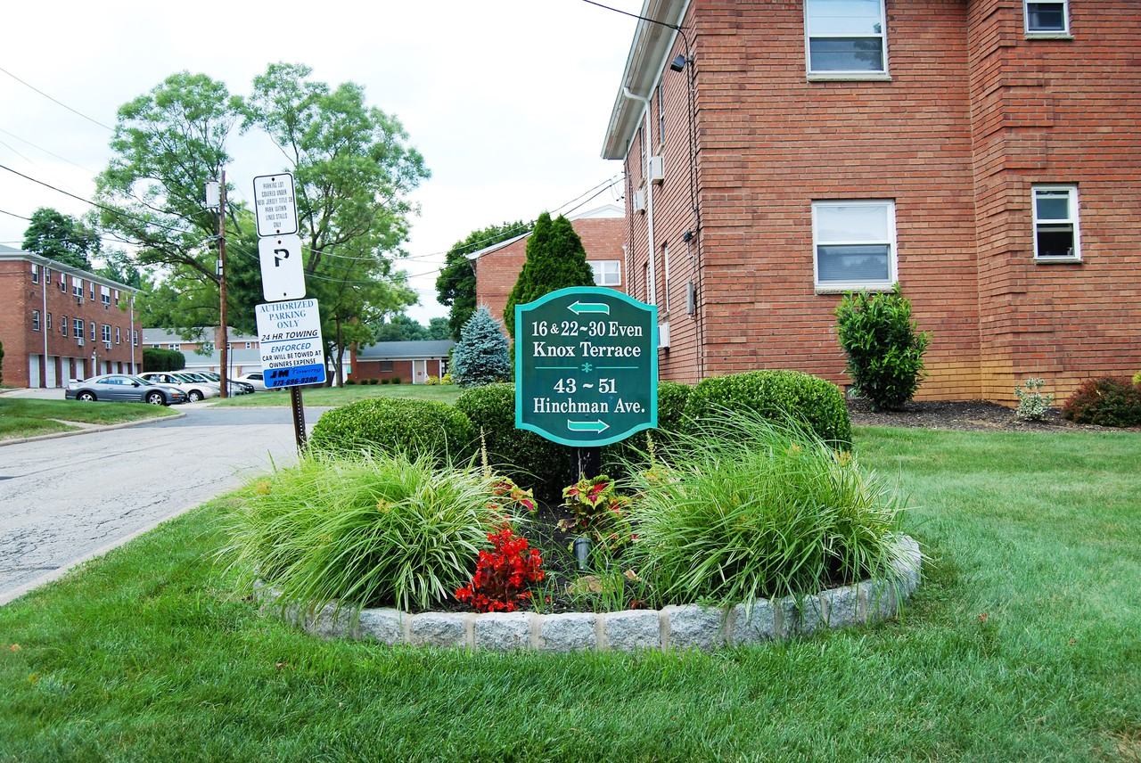 28 Knox Terrace #2D - Photo 2 of 22