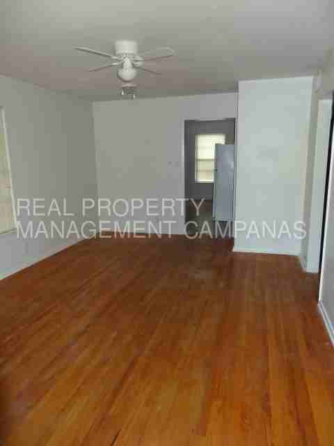 4611 Hershey Dr - Photo 3 of 17