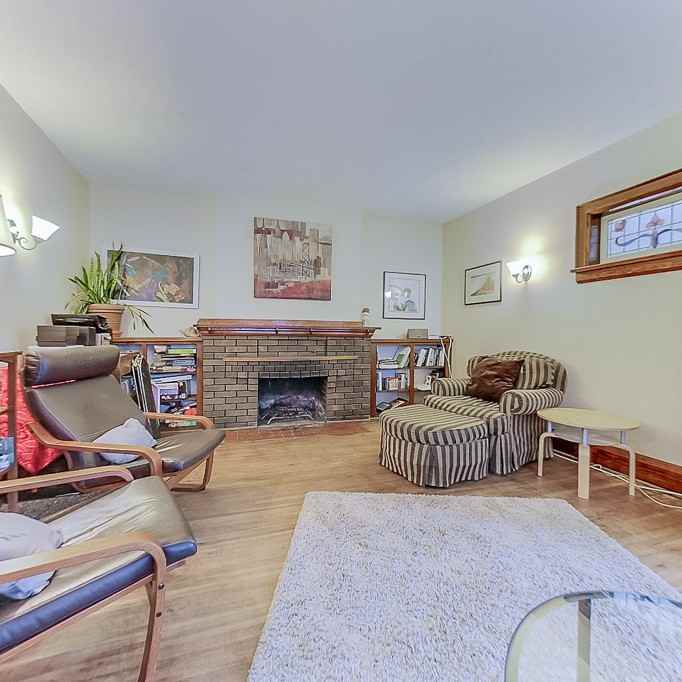 76 Jane Street - Photo 3 of 11