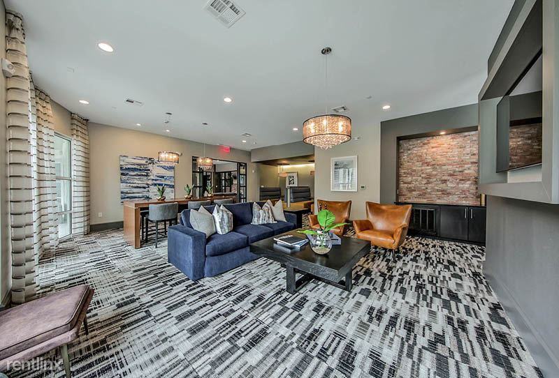 1522 Cohn St - Photo 3 of 11