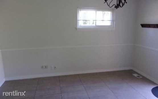 1056 Key W Dr - Photo 3 of 8