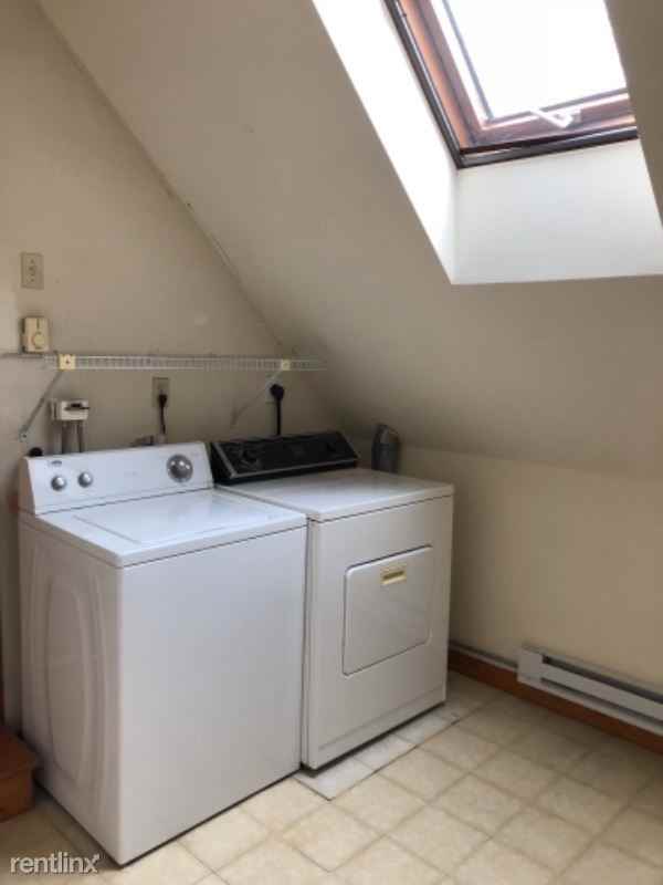 40 Treadwell Ln - Photo 2 of 8