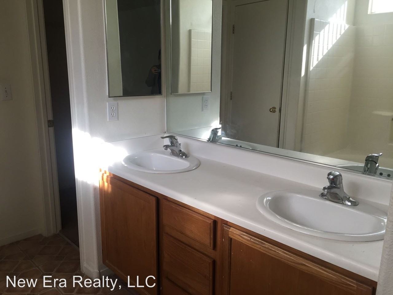 2400 Birds Nest Cactus Ct - Photo 3 of 14