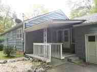 168 Boulevard Dr - Photo 3 of 14