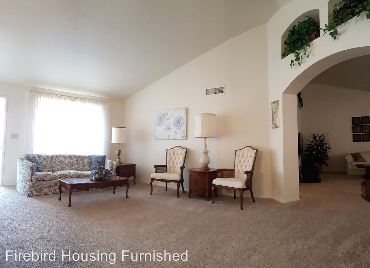 7711 E Neville Ave - Photo 3 of 32