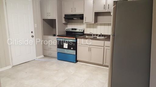 2537 Stone Rd - Photo 2 of 6