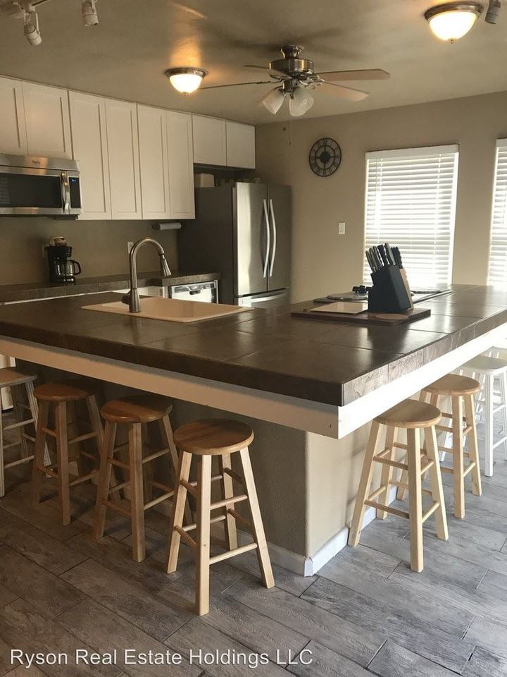 4023 Liberty - Photo 3 of 11