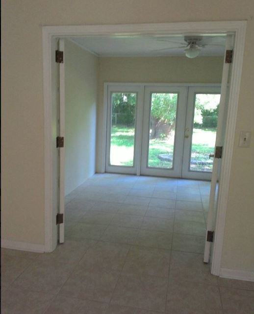 6011 Terry Parker Dr N - Photo 3 of 6